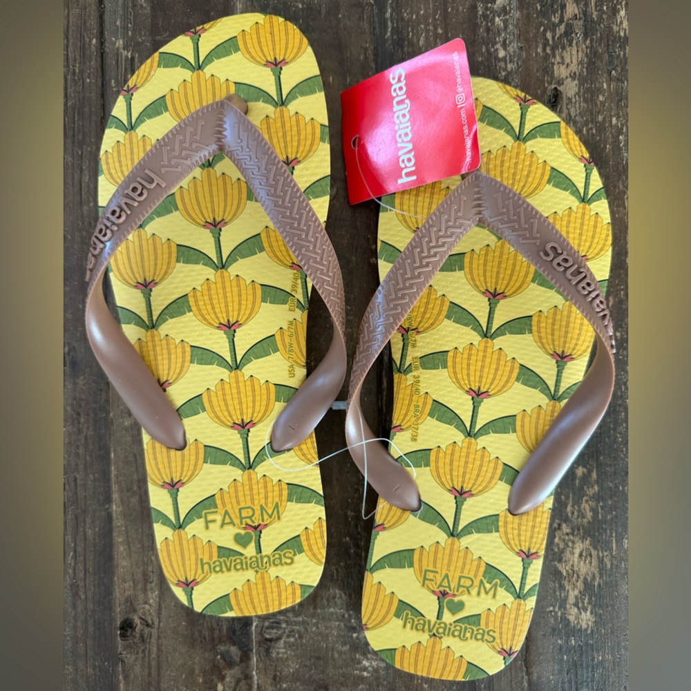 Havaianas × FARM Rio Bandana Deco Flip Flop - Picture 1 of 9
